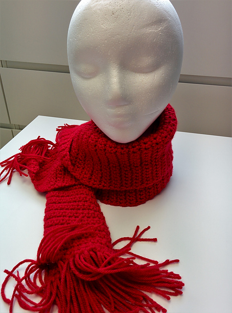 Simple Tasseled Scarf