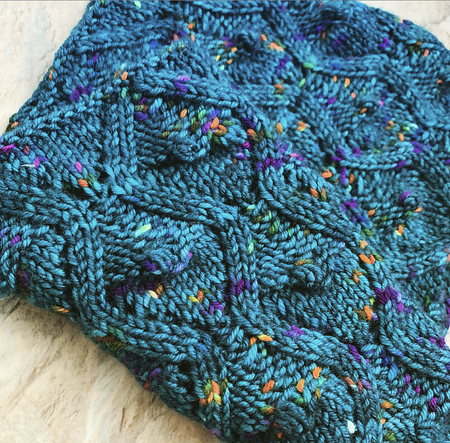Wiggle Room Cowl