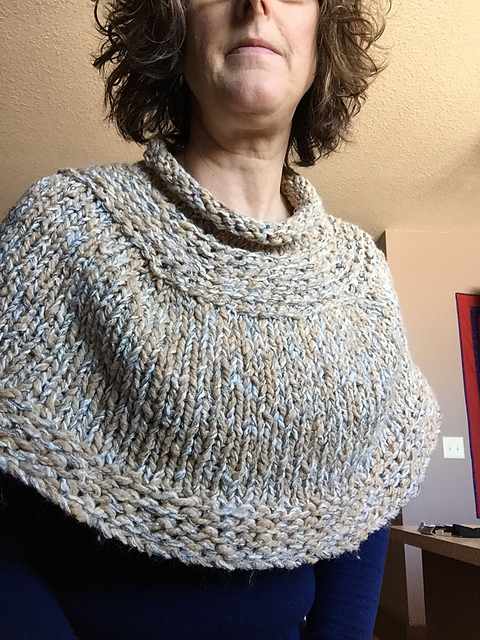 1952 Women's Capelets