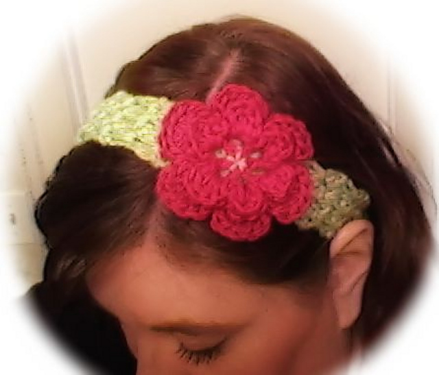 Crochet Tutorial - Easy Flower Headband