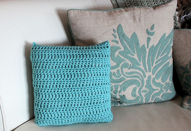 Crochet Tutorial - Reversible Pillow Cover