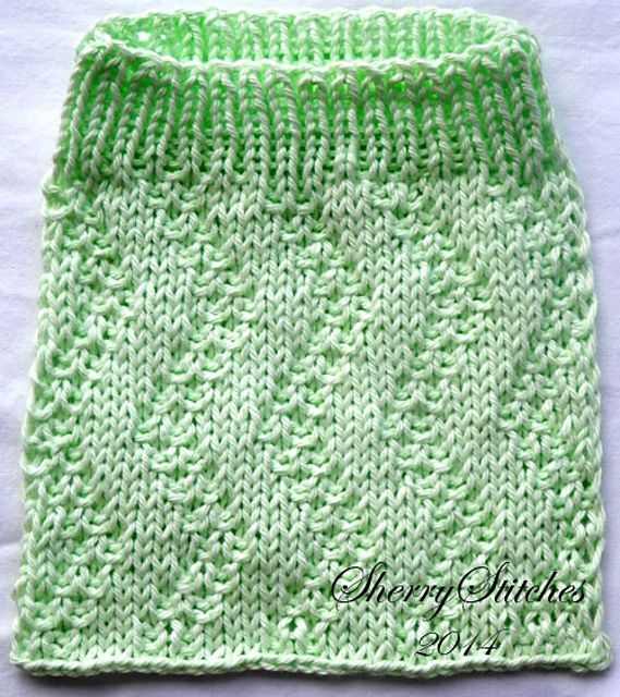 Ziggity Zags Pullover Bib