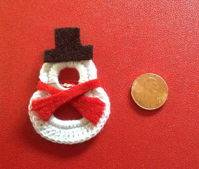 Pop tab snowman