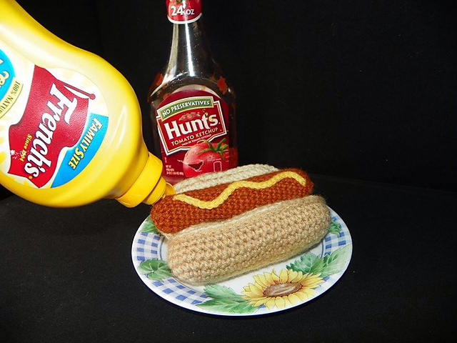 HotDog Amigurumi - 2 pieces