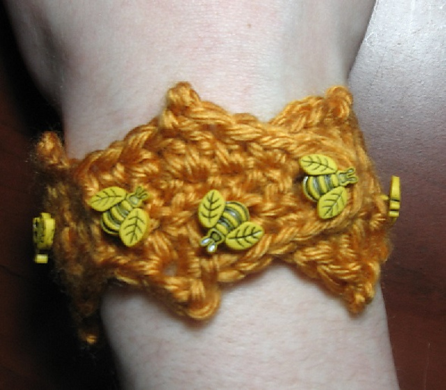 Honeycomb Cuff