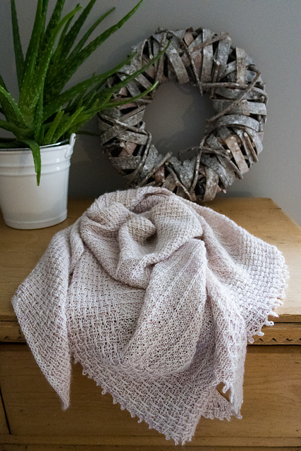 Hessian Shawl