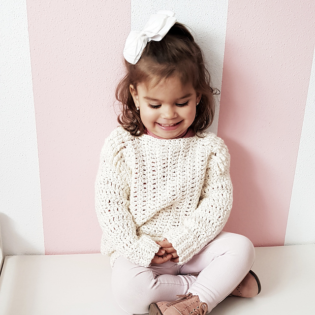 Ekam mini sweater