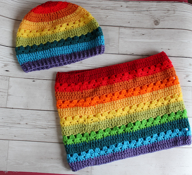 Emrys Snood and Hat