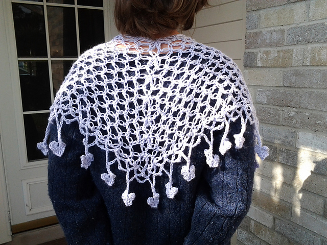 Love Knots and Leaves Wrap