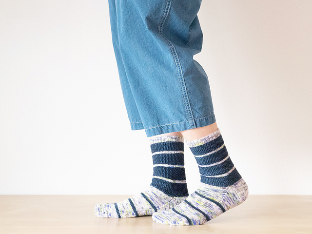 Ravelry: mani-mani pattern by Yucca