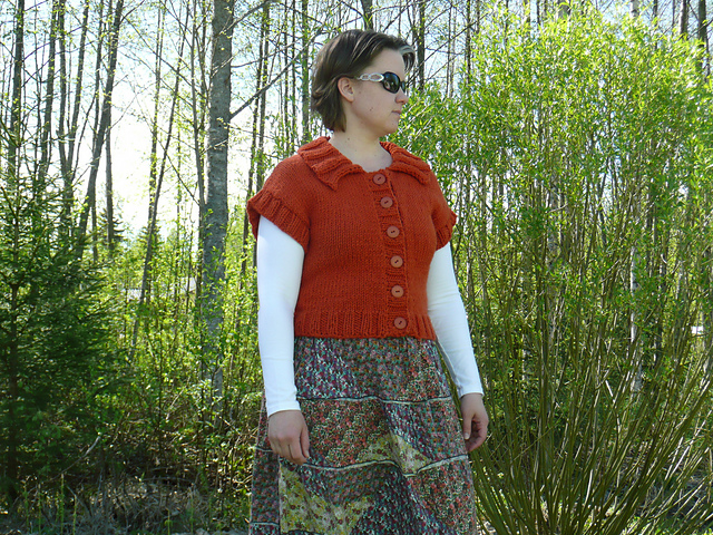 Design B - Big Button Gilet