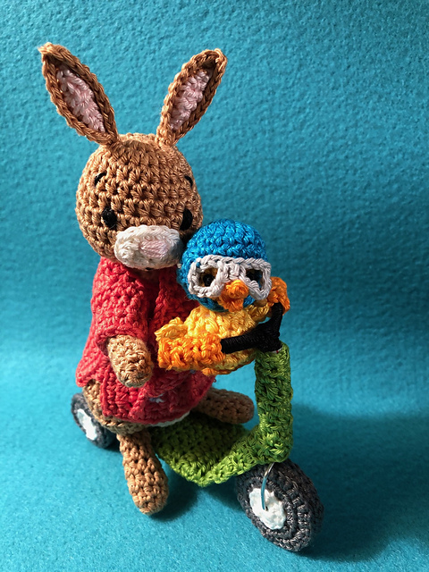 Play Pals: Helmet for Duck
