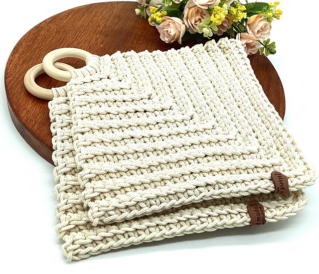 Farmhouse Style Hot Pad