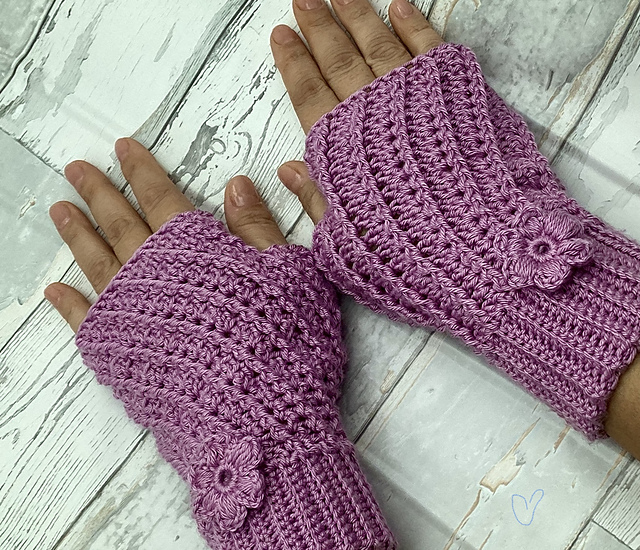 Fingerless Gloves