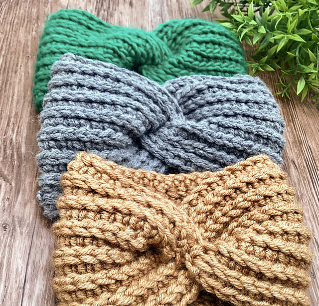 Country Cottage Earwarmer