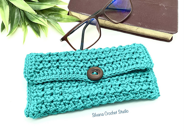Vintage Glasses Case