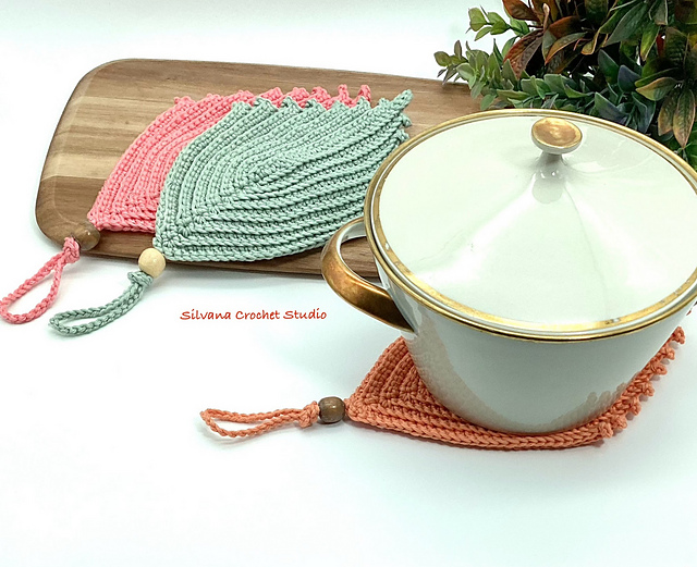Vintage Leaf Hot Pad Potholder