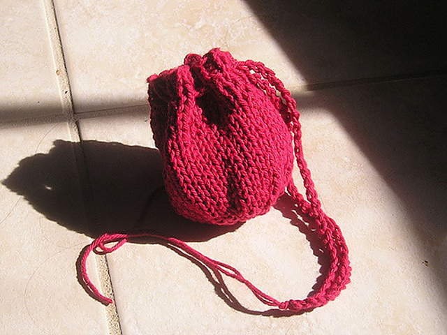 Knitted Pouch