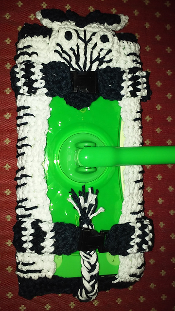 Zebra Dust Buddy