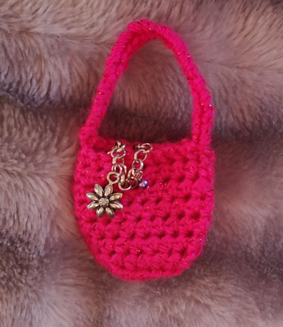 Teeny Tiny Basket