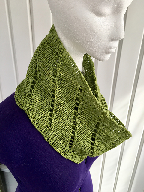 Twirlish Scarf