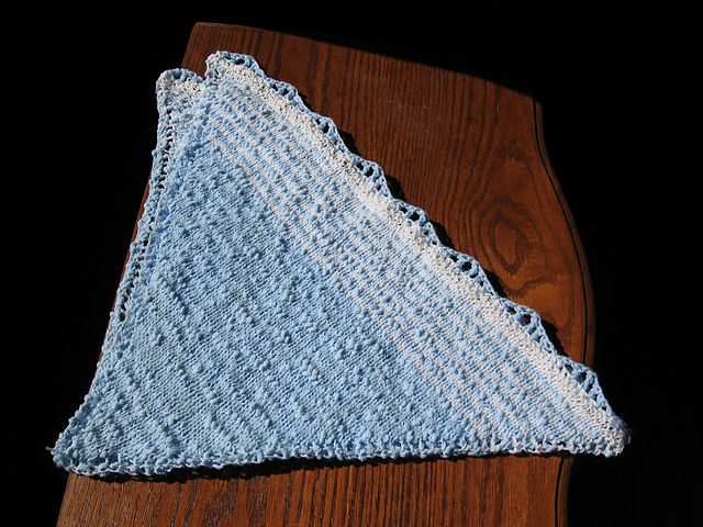 Nubbly Triangle Scarf