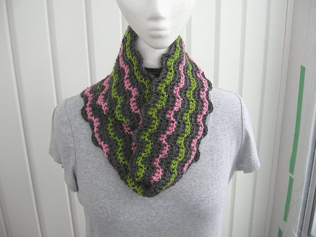 Rocky Road Cowl