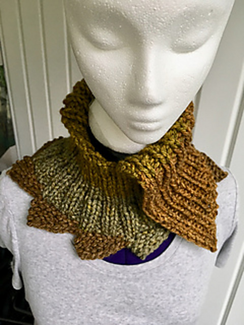Rough Edges Cowl