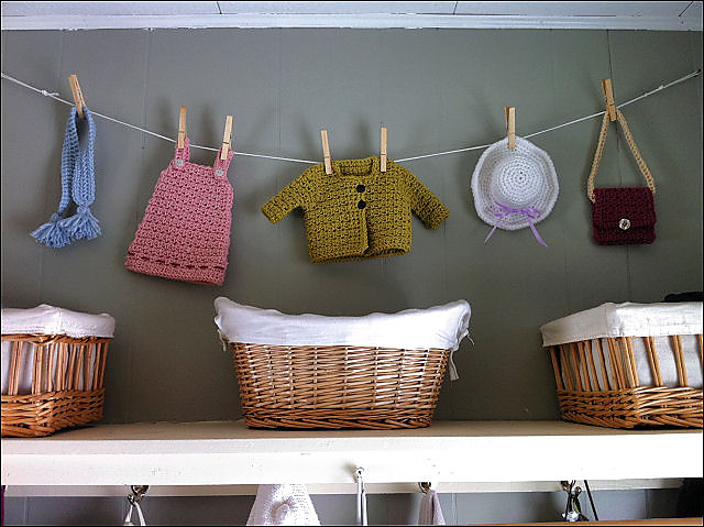 Mini Ornament Wall Hanging