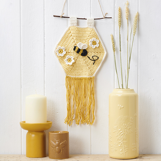 Bee Wall Hanging