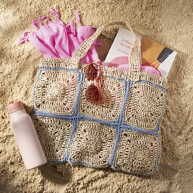 Ravelry: Beach Bag pattern by Natalie Beard