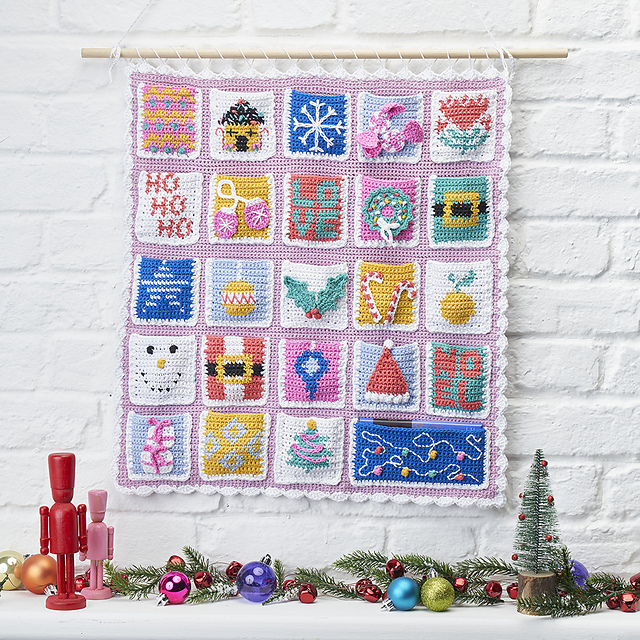 Ravelry Pretty Pockets Advent Calendar pattern by Helen Anderson
