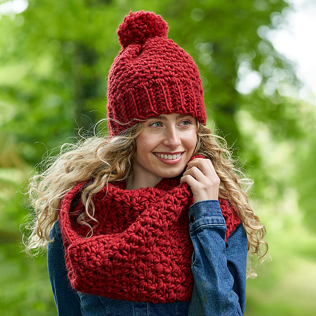 Extra Chunky Hat and Cowl Set