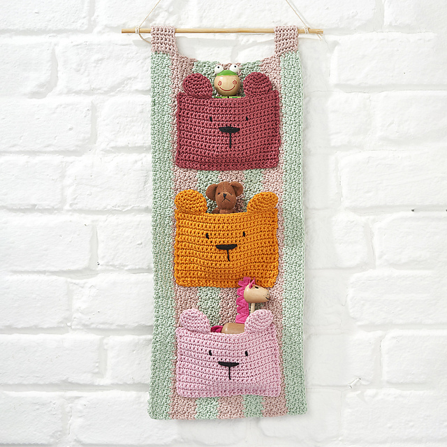 Bear Pocket Wallhanging