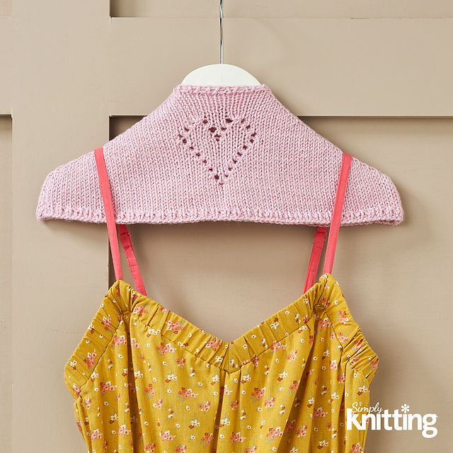 Ravelry Heart Coat Hanger Cover pattern by Becca Parker