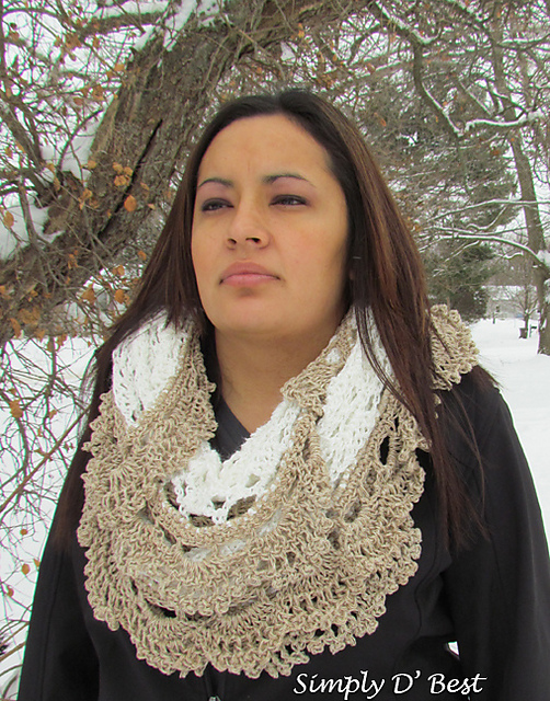 Fan Dance Infinity Scarf