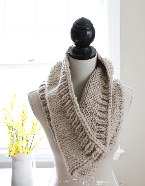 Chunky Tri-Style Knit Cowl