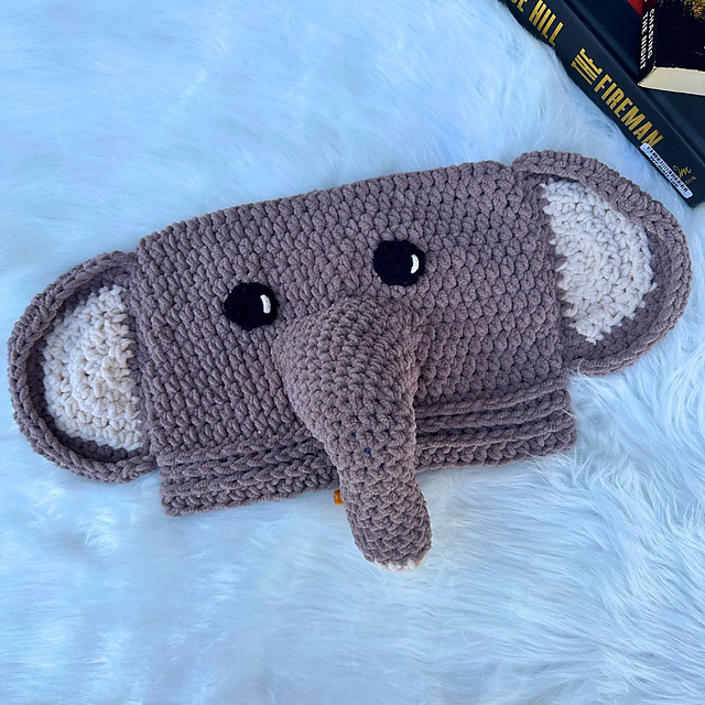 Edie Elephant Foot Warmer
