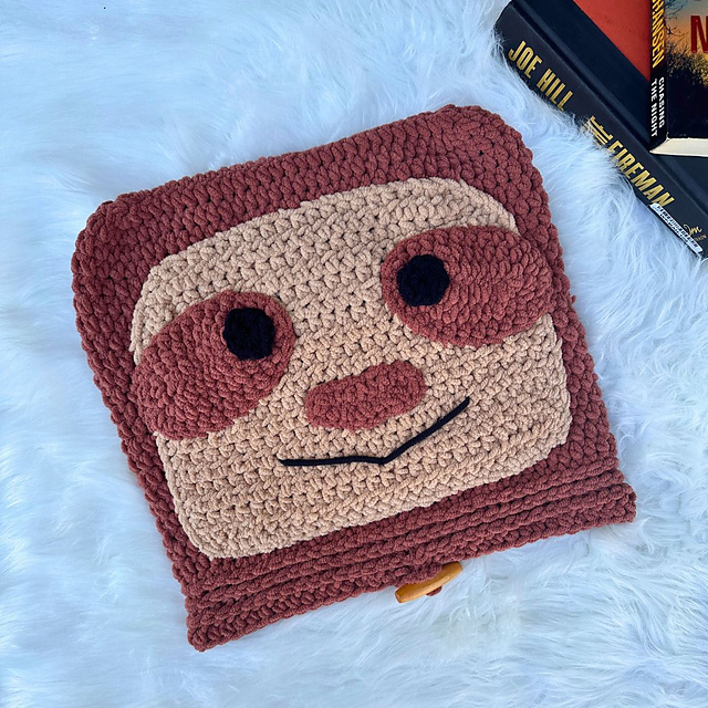 Sammy Sloth Foot Warmer