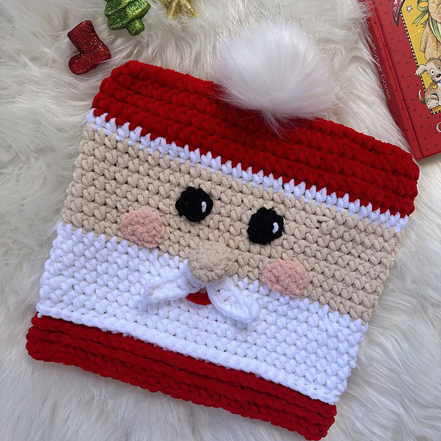 Ravelry: Santa Foot Warmer pattern by Melanie Jane