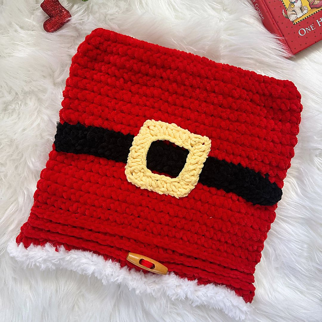 Ravelry: Santa Belly Foot Warmer pattern by Melanie Jane