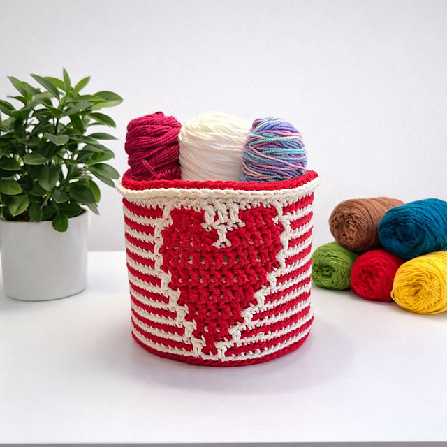 Big Hearts Mosaic Basket