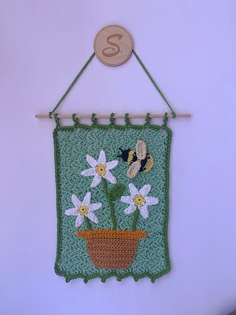 Bee Happy Wall Hanging