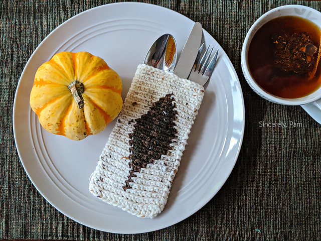 Autumn Leaf Cutlery Pouch