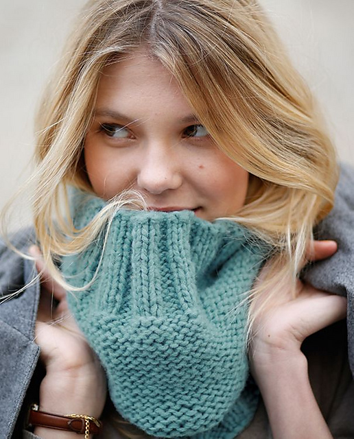 Modèle snood nébuleuse femme