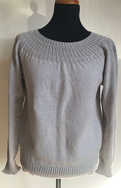 Top-down jumper with round neckline