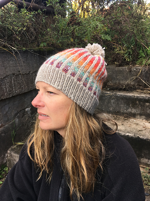 Ravelry: Colorful Columns pattern by Sisu Designs