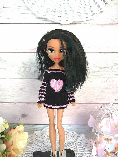 Monster high sweater HEART