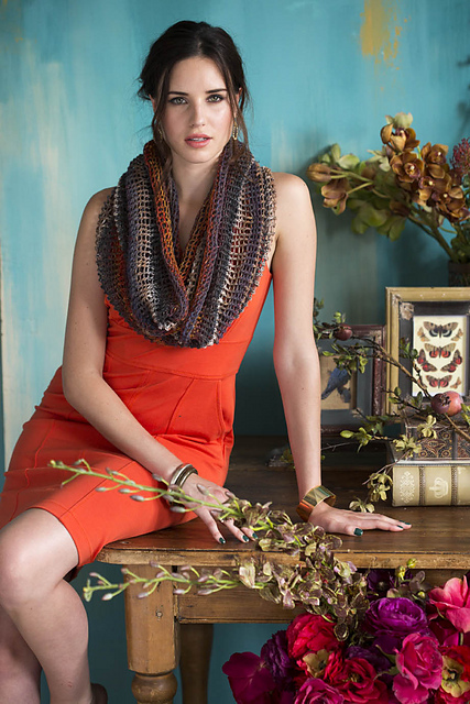 Veil Stitch Cowl