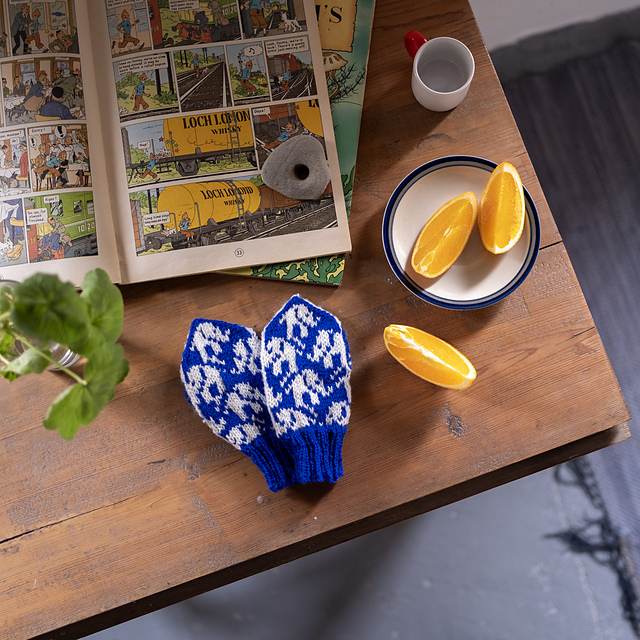 Babar mittens for children